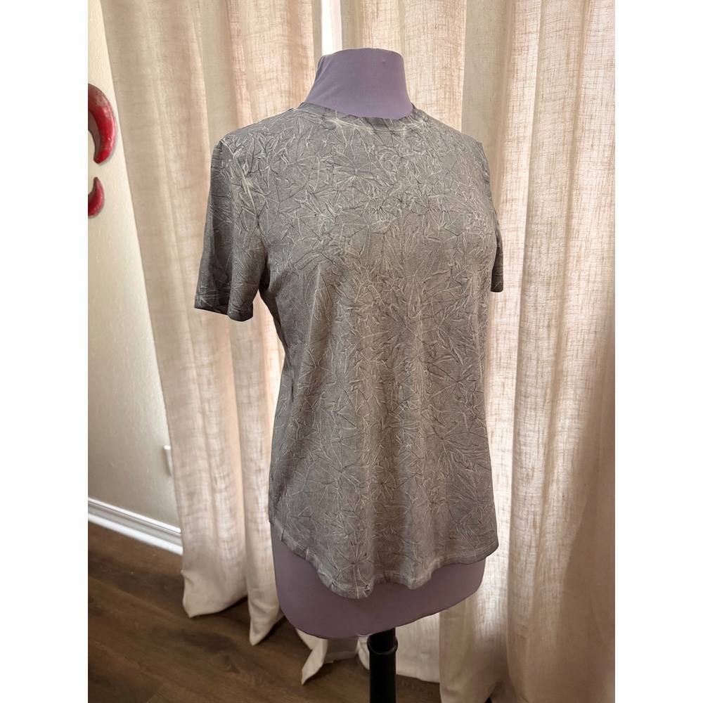 Lululemon Athletic T Shirt Grey Crew Neck Short Sleeve Women